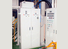 【天井安装型水冷却热交换器(PHEW-T)+自立机柜】 工厂内